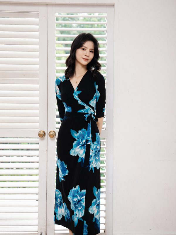 Black Long Bold Blue Floral Wrap Dress - 图片 9