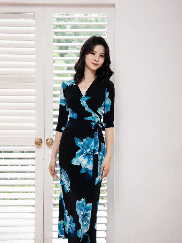 Black Long Bold Blue Floral Wrap Dress - 图片 8